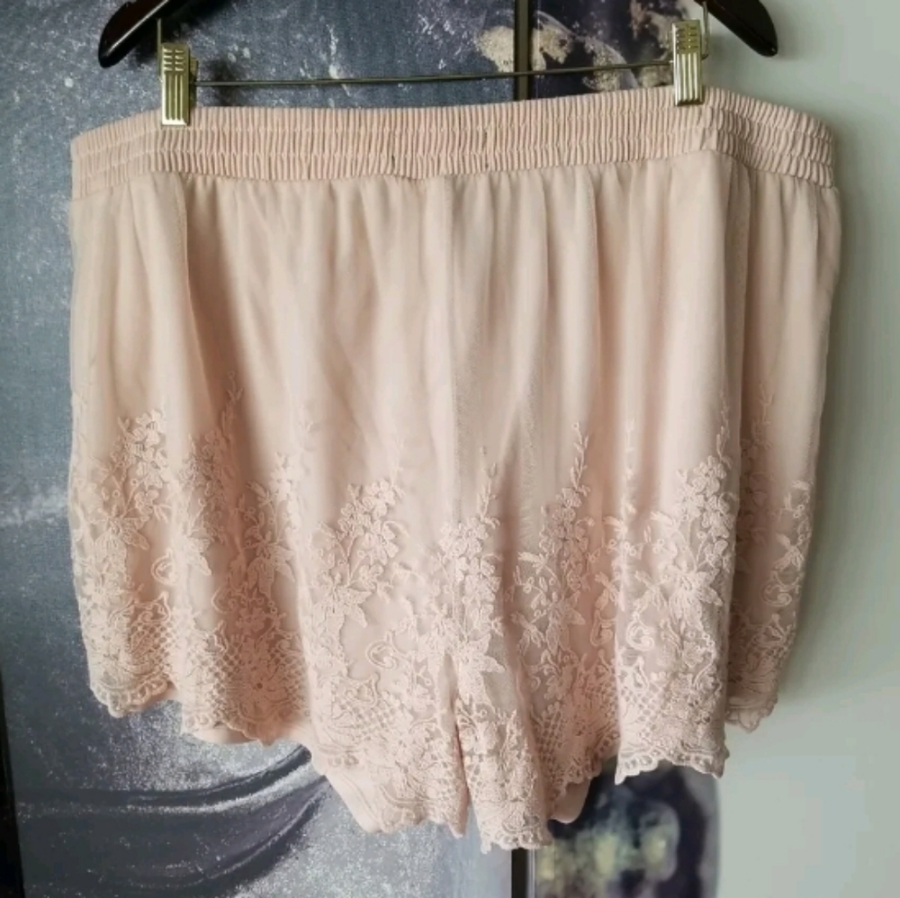 TORRID Women's Pink Elastic Waist 5 Inch Pull-On Stretch Mesh Mid-Rise Short 3X - Picture 7 of 8